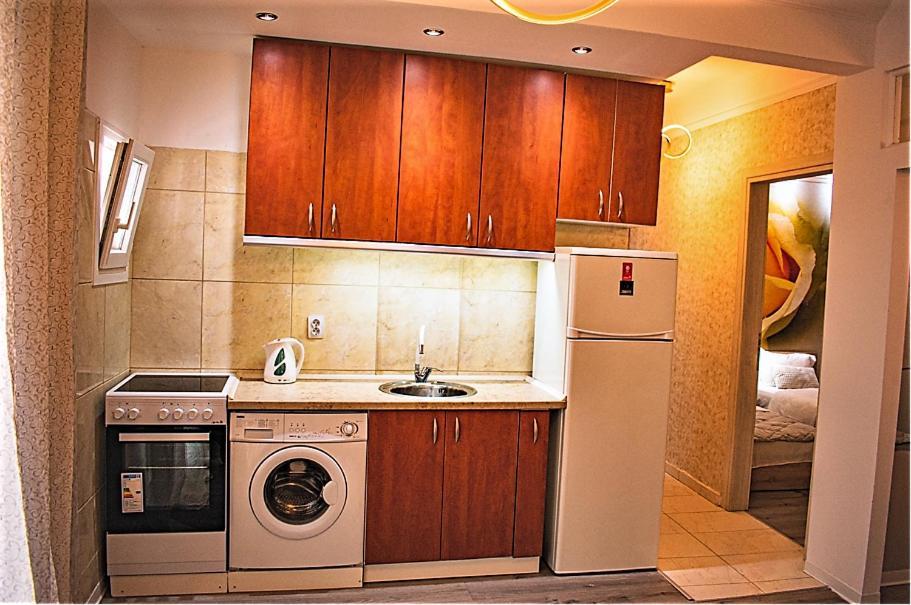 Kassandrou Suite Hot Tub-Jakuzzi - 2 Bedrooms - Big Balcony - Center Thessaloníki Ngoại thất bức ảnh
