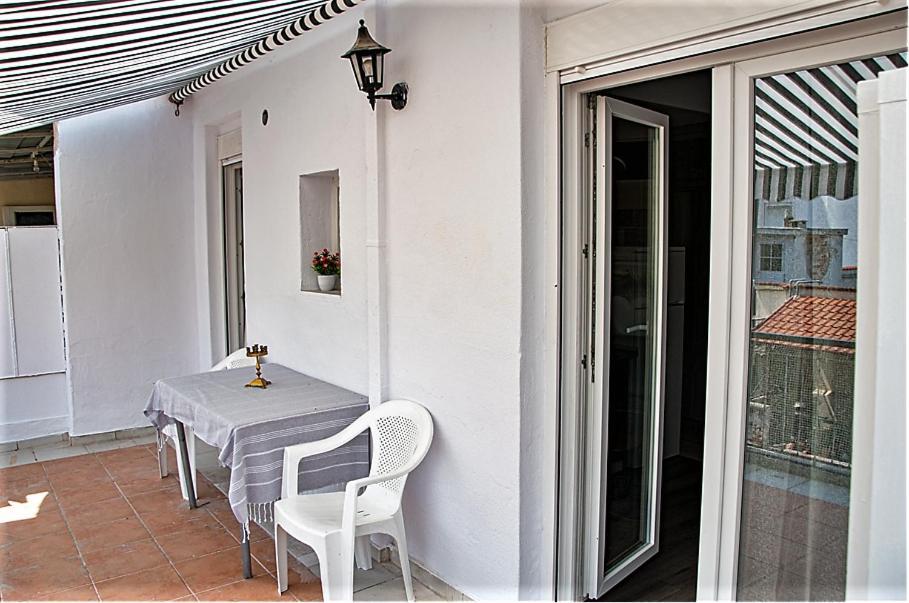 Kassandrou Suite Hot Tub-Jakuzzi - 2 Bedrooms - Big Balcony - Center Thessaloníki Ngoại thất bức ảnh